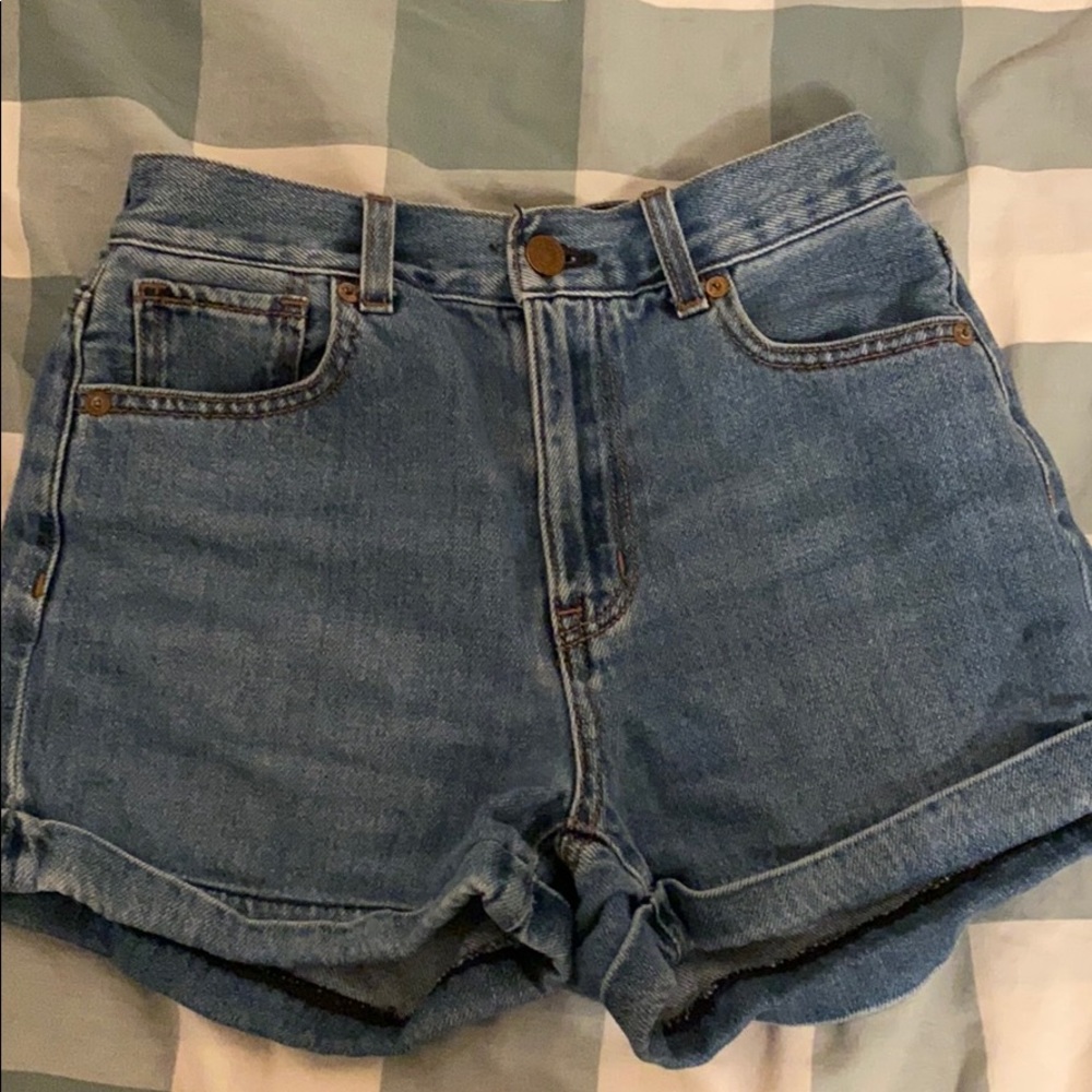 American Eagle Mom Short